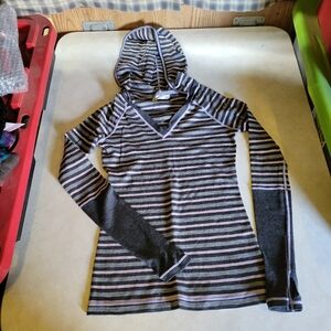 5/$15 Akini Merino Wool Hooded Top